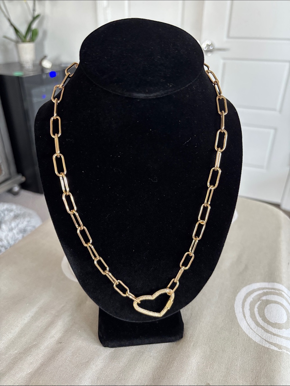 Gold Heart Link Necklace - Women Jewelry